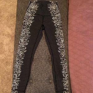 Lululemon Wunder Under Luxtreme- like new